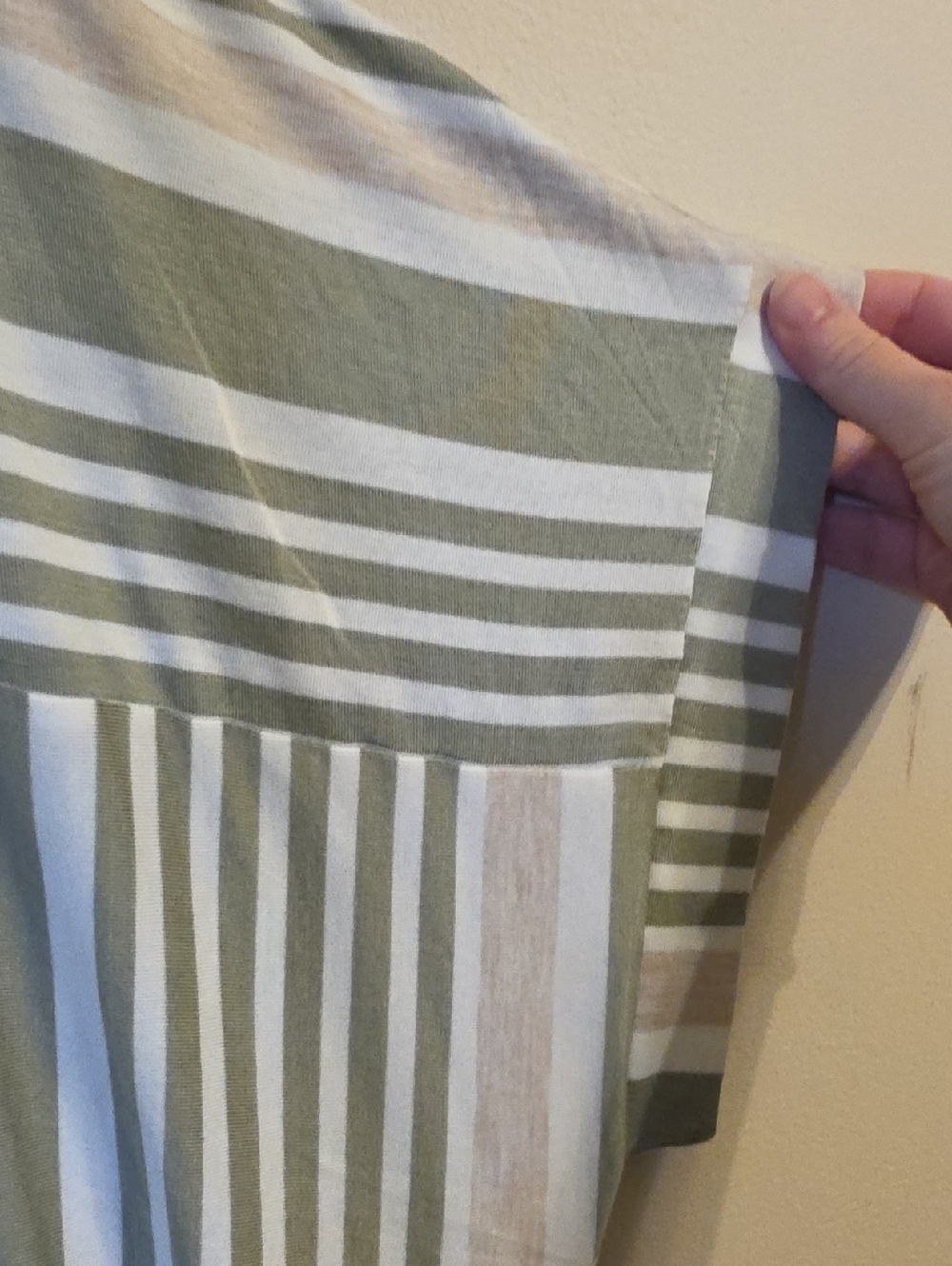 Naif Green and White Striped Short Dolman Sleeve Tunic Blouse. NWT. - Picture 3 of 4